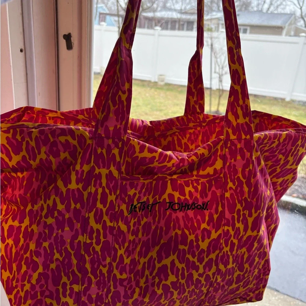 Betsey Johnson Leopard purse  Bag - Picture 2 of 12
